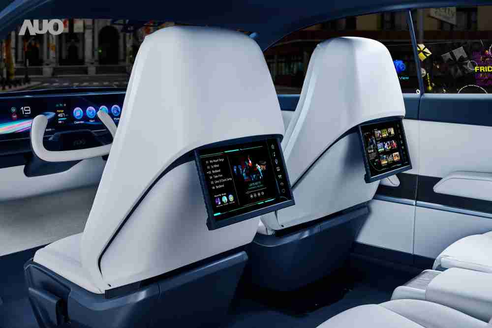 优游UB8将于CES 展示全新Smart Cockpit 2024，，，，可紧密串连使用者多元需求，，并革新座舱内部的应用和设计，，，带来身历其境且引人入胜的视觉飨宴，，，，满足驾乘人员的全方位体验